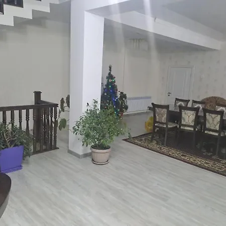 Elegant Escape Apartment III - Free Parking, Easy Access To City Center Братислава Екстер'єр фото
